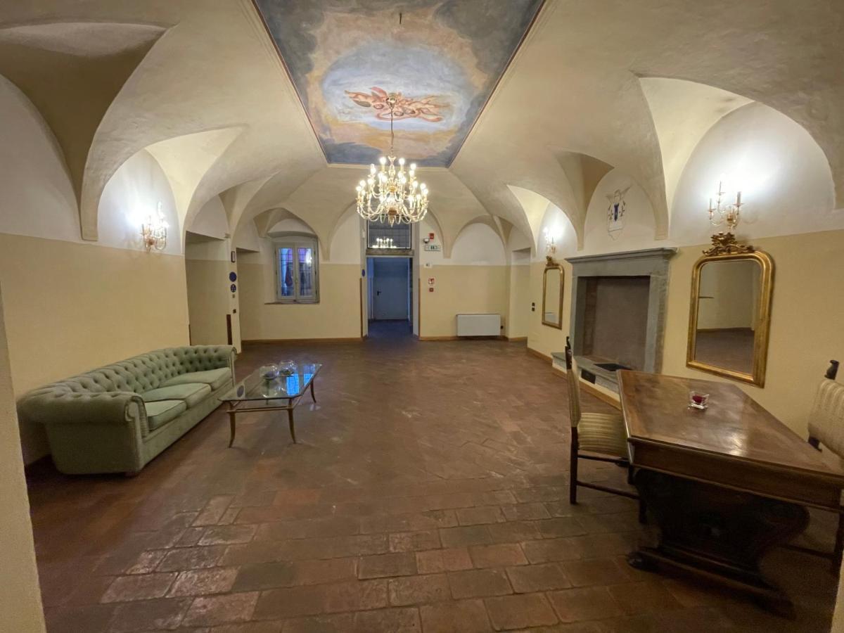 Bes Hotel Bergamo La Muratella Cologno al Serio Esterno foto